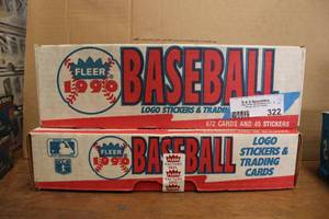 lot 322 image: Baseball Cards Fleer 1990 - 2 Boxes
