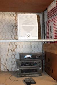 lot 365 image: GE Stereo System and 2 Speakers (One is Mounted to Stairs-Bring Tools)