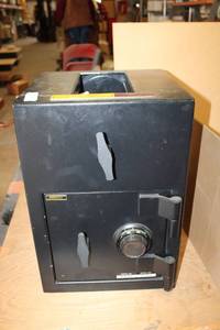 lot 20 image: AMSEC Personal Safe with Combination, has top turn drop