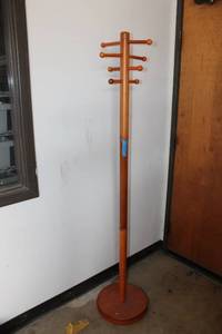 lot 413 image: Wooden Coat Rack