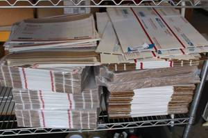 lot 453 image: Shipping Boxes and Envelopes