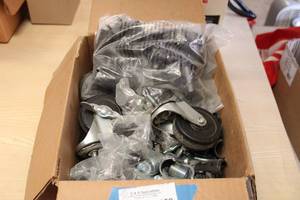 lot 459 image: Box of Metro Rack Parts