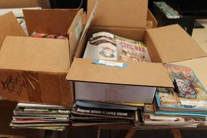lot 464 image: Civil War Lot Lots of Magazines, Deck of Cards