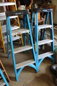 lot 483 image: Two Werner 4Ft. Ladders Blue