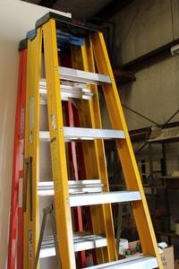 lot 488 image: One Keller 8 Ft. Ladder Yellow