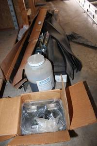 lot 524 image: Food Packaging Glue and Sealers