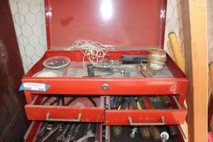 lot 529 image: Tools Screwdrivers, Pliers, Wrenches and more  in top and 4 small  drawers