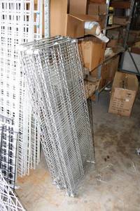 lot 548 image: 4 Extra Metro Shelves