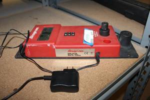 lot 617 image: Snap On Torque Wrench Calibration Checker SPP1409