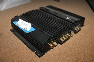 lot 620 image: Alpine Bridgeable Power Amplifier