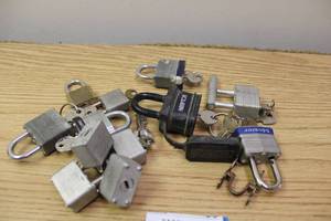 lot 98 image: Padlocks and Keys as shown