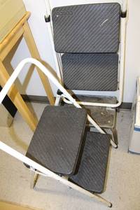 lot 118 image: 3 Step Stools as shown