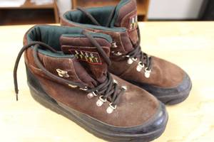 lot 203 image: Bass Sport Leather Work Boots Mens Size 12D