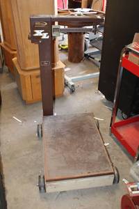lot 776 image: Howe Richardson HCR International XL Platform Scale