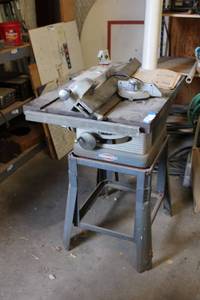 lot 795 image: Craftsman Table Saw Model 113127970