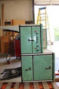 lot 914 image: Vintage Stove Oven by White Star 1930s