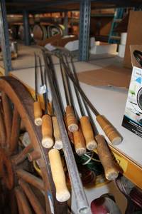 lot 732 image: Hanger Retriever Poles