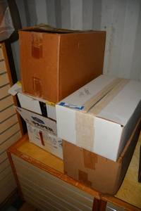 lot 866 image: Slat Wall Chrome Arm Brackets - 5 Boxes