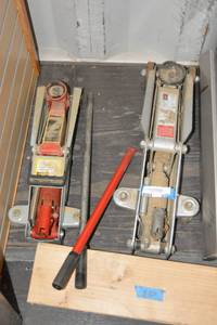 lot 876 image: 2 Trolley Floor Jacks 2 Ton Capacity