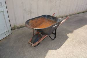 lot 991 image: Wheel Barrow by True Temper