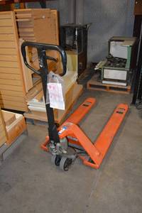 lot 801 image: Orange Pallet Jack 2500KG5500Lbs. Capacity
