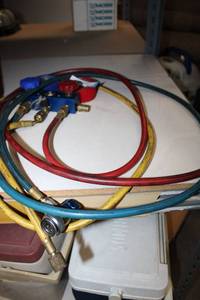 lot 639 image: Snap On Manifold Tester