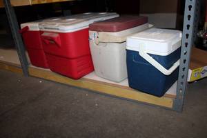 lot 643 image: Hard Plastic Coolers -4 Total