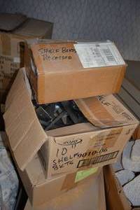 lot 997 image: Slat Wall Chrome Arm Brackets - 3 Boxes