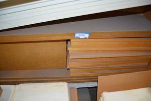 lot 956 image: Shelves approx. 30