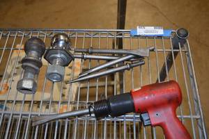 lot 1024 image: Husky Air Hammer and Ball Hitches