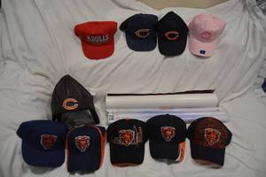 lot 1026 image: Trevor Linden Posters, and Chicago Sports Lot Bears Ball Caps, Bulls Ballcap, Bulls Poster