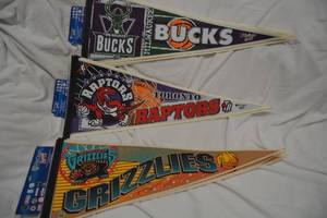 lot 283 image: Basketball Pennants Bucks, Raptors, Grizzlies