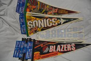 lot 285 image: Basketball Pennants and Decals Sonics, Blazers