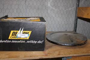 lot 652 image: DeMon Carurator and Edelbrock Air Cleaner