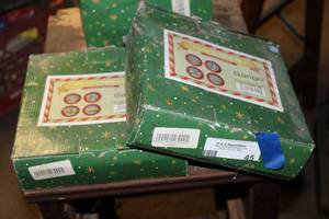 lot 45 image: Christmas Sango salad Plates 2 boxes