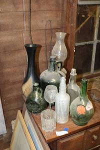 lot 54 image: Vintage Glassware, hurricane lamp and wood vase