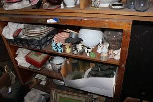 lot 193 image: Contents of Bottom Shelves including ceramic molds