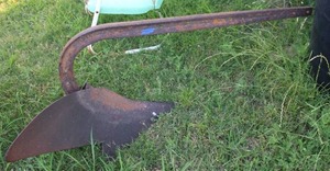 lot 281 image: Vintage Plow