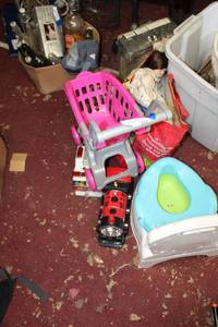 lot 252 image: Kids Lot Toys and Potty Chair