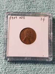 lot 10 image: 1909 VDB one cent in hard case