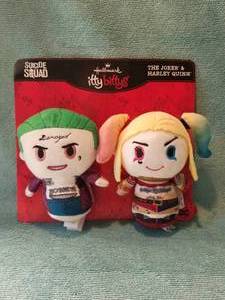 lot 82 image: Suicide Squad - The Joker and Harley Quinn - Hallmark Itty Bittys