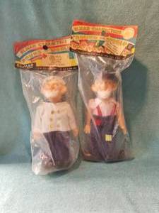lot 103 image: Selection of 2 vintage Elmar Characters in packages