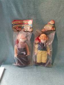 lot 141 image: Selection of 2 vintage Elmar Characters in packages