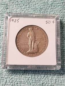 lot 13 image: 925 Lexington-Concord silver commemorative half-dollar