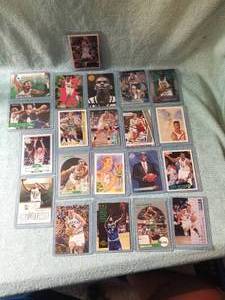 lot 198 image: Selection of Basketball cards