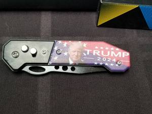 lot 21 image: Trump knife - new in box