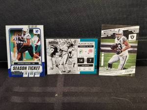 lot 105 image: Selection of football cards - 2021 Contenders, Draft picks, and Prestige