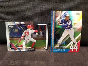 lot 258 image: Selection of 2020 and 2021 Topps Chrome baseball cards