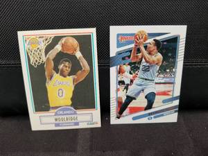 lot 293 image: Selection of 1990 Fleer and 2021-22 Donruss basketball cards