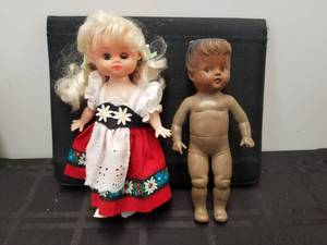 lot 296 image: Vintage dolls